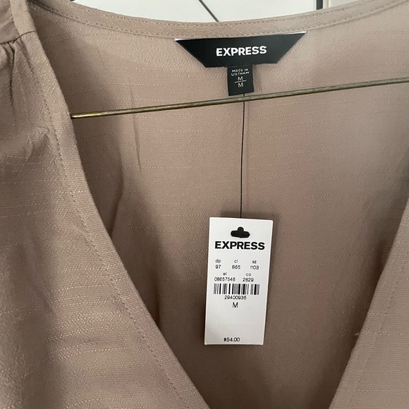 NWT Express Blouse Size Medium Beige - Picture 2 of 2